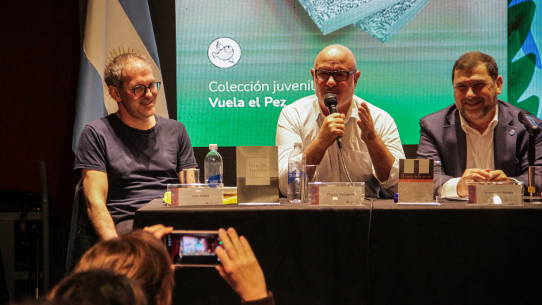 El escritor Franco Vaccarini compartió una reflexión sobre la permanencia de las historias y el valor de la edición en la cultura.