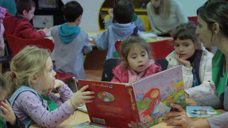 Sábados de juegos y lectura