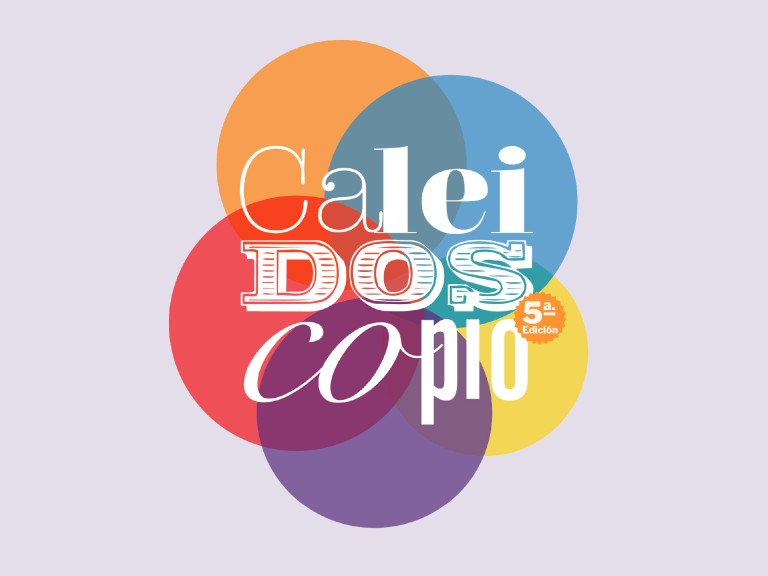 Proyección de cortos audiovisuales